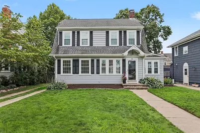 84 Glen Avenue, Cranston, RI 02905 - Photo 3