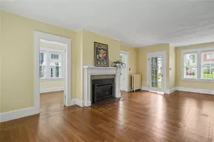 84 Glen Ave, Cranston, RI 02905 - Photo 9