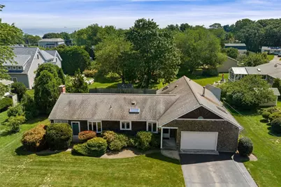 22 Noble Street, Narragansett, RI 02882 - Photo 19