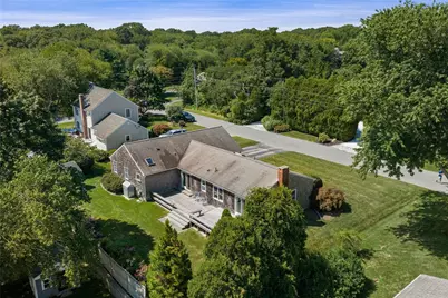 22 Noble Street, Narragansett, RI 02882 - Photo 41