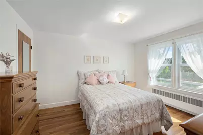 22 Noble Street, Narragansett, RI 02882 - Photo 31