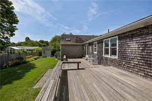 22 Noble St, Narragansett, RI 02882 - Photo 21