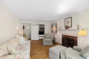 22 Noble St, Narragansett, RI 02882 - Photo 11