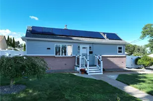 211 Toledo Ave, Pawtucket, RI 02860 - Photo 1