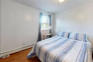 211 Toledo Ave, Pawtucket, RI 02860 - Photo 13