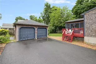 11 Coombs St, East Providence, RI 02916 - Photo 3
