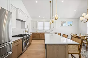 9 Lookout Ln, Portsmouth, RI 02871 - Photo 13