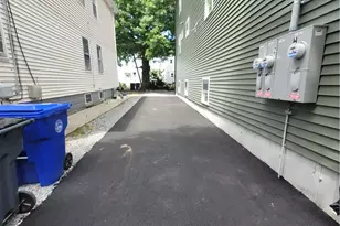 32 Pumgansett St, Providence, RI 02908 - Photo 5