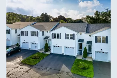 572 Smithfield Road #16, North Providence, RI 02904 - Photo 5