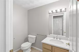 572 Smithfield Rd, North Providence, RI 02904 - Photo 27