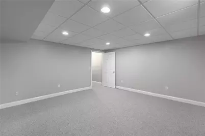 572 Smithfield Road #16, North Providence, RI 02904 - Photo 37