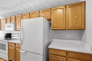 572 Smithfield Rd, North Providence, RI 02904 - Photo 11