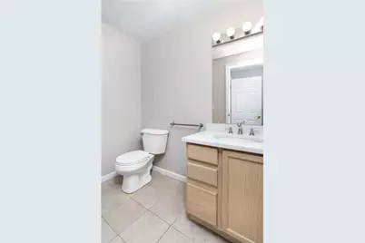 572 Smithfield Road #16, North Providence, RI 02904 - Photo 33