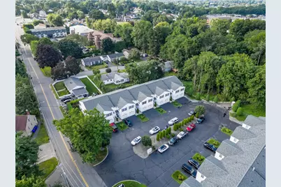 572 Smithfield Road #16, North Providence, RI 02904 - Photo 3