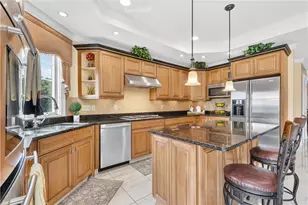385 Scott Rd, Cumberland, RI 02864 - Photo 11