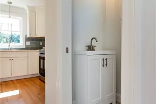 400 Juniper St, East Providence, RI 02914 - Photo 19