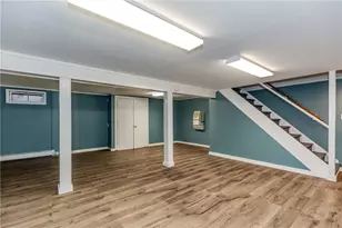 10 Circle Dr, Middletown, RI 02842 - Photo 39