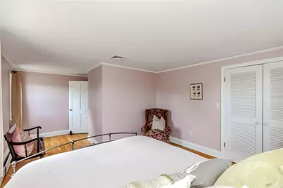 10 Circle Drive, Middletown, RI 02842 - Photo 37