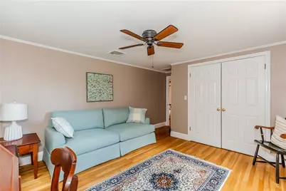 10 Circle Drive, Middletown, RI 02842 - Photo 23