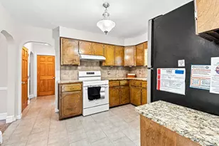 41 Fisher St, East Providence, RI 02914 - Photo 7