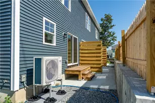 402 Juniper St, East Providence, RI 02914 - Photo 23