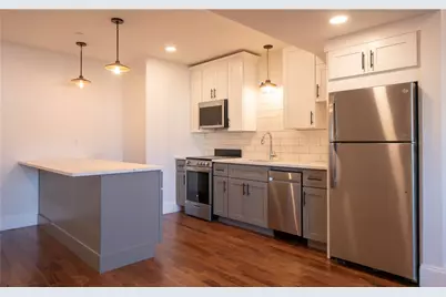 15 Cranston Avenue #18, Newport, RI 02840 - Photo 1