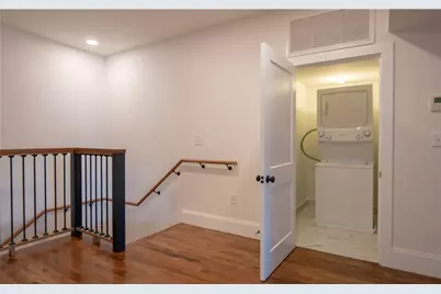15 Cranston Avenue #18, Newport, RI 02840 - Photo 9