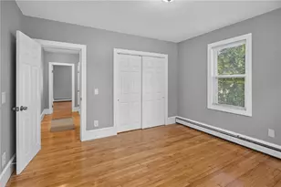 37 Lincoln Ave, Warwick, RI 02888 - Photo 21