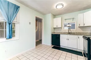 86 Trellis Dr, West Warwick, RI 02893 - Photo 11