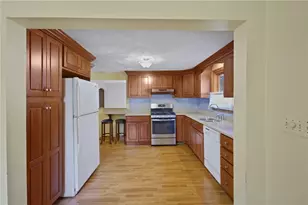 243 Rice St, Pawtucket, RI 02861 - Photo 3