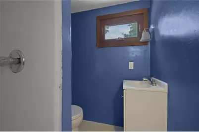 243 Rice Street, Pawtucket, RI 02861 - Photo 21