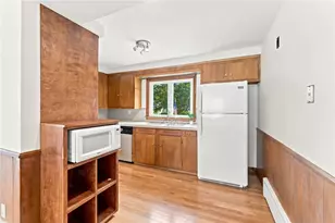 74 Isabella Ave, Providence, RI 02908 - Photo 7