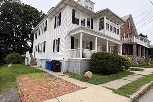 10 Russell Ave, Newport, RI 02840 - Photo 5