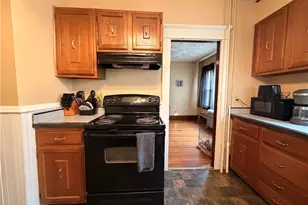 10 Russell Ave, Newport, RI 02840 - Photo 35