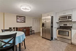 76 Dewey St, Woonsocket, RI 02895 - Photo 5