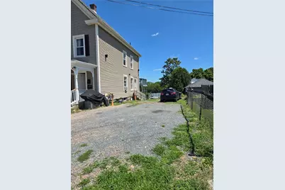 139 Tower Street, Westerly, RI 02891 - Photo 3