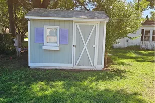 7 Idlewild Ct, Coventry, RI 02816 - Photo 3