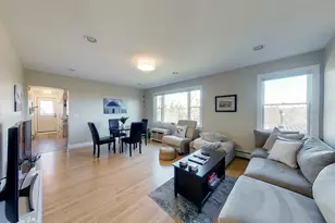 2 E Blvd, Middletown, RI 02842 - Photo 3