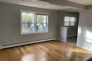 220 Dunnell Ave, Pawtucket, RI 02860 - Photo 5
