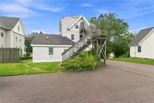 18 Spring St, Westerly, RI 02891 - Photo 5