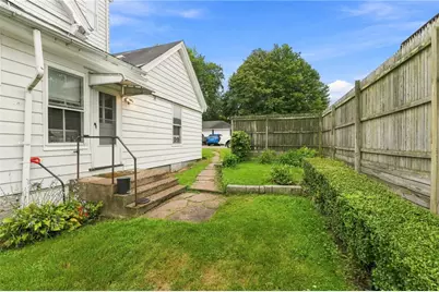 18 Spring Street, Westerly, RI 02891 - Photo 7