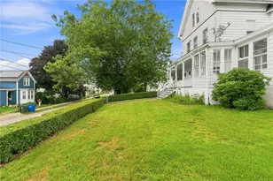 18 Spring St, Westerly, RI 02891 - Photo 9