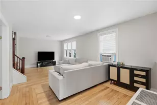 16 Beechcrest St, Warwick, RI 02888 - Photo 3