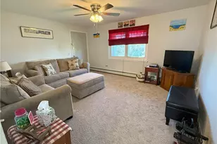70 Carroll Ave, Newport, RI 02840 - Photo 7