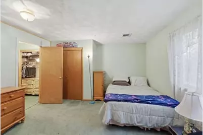 110 Barrett Avenue, North Providence, RI 02904 - Photo 9