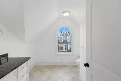 21 Elm Street, Newport, RI 02840 - Photo 17