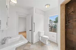 21 Elm St, Newport, RI 02840 - Photo 13