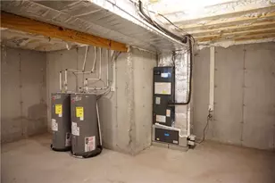 13 Benton St, Providence, RI 02909 - Photo 21
