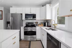 33 Kenyon School Rd, Richmond, RI 02836 - Photo 17