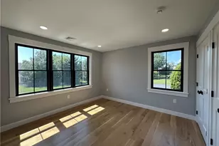 15 Cornelius Dr, Portsmouth, RI 02871 - Photo 17